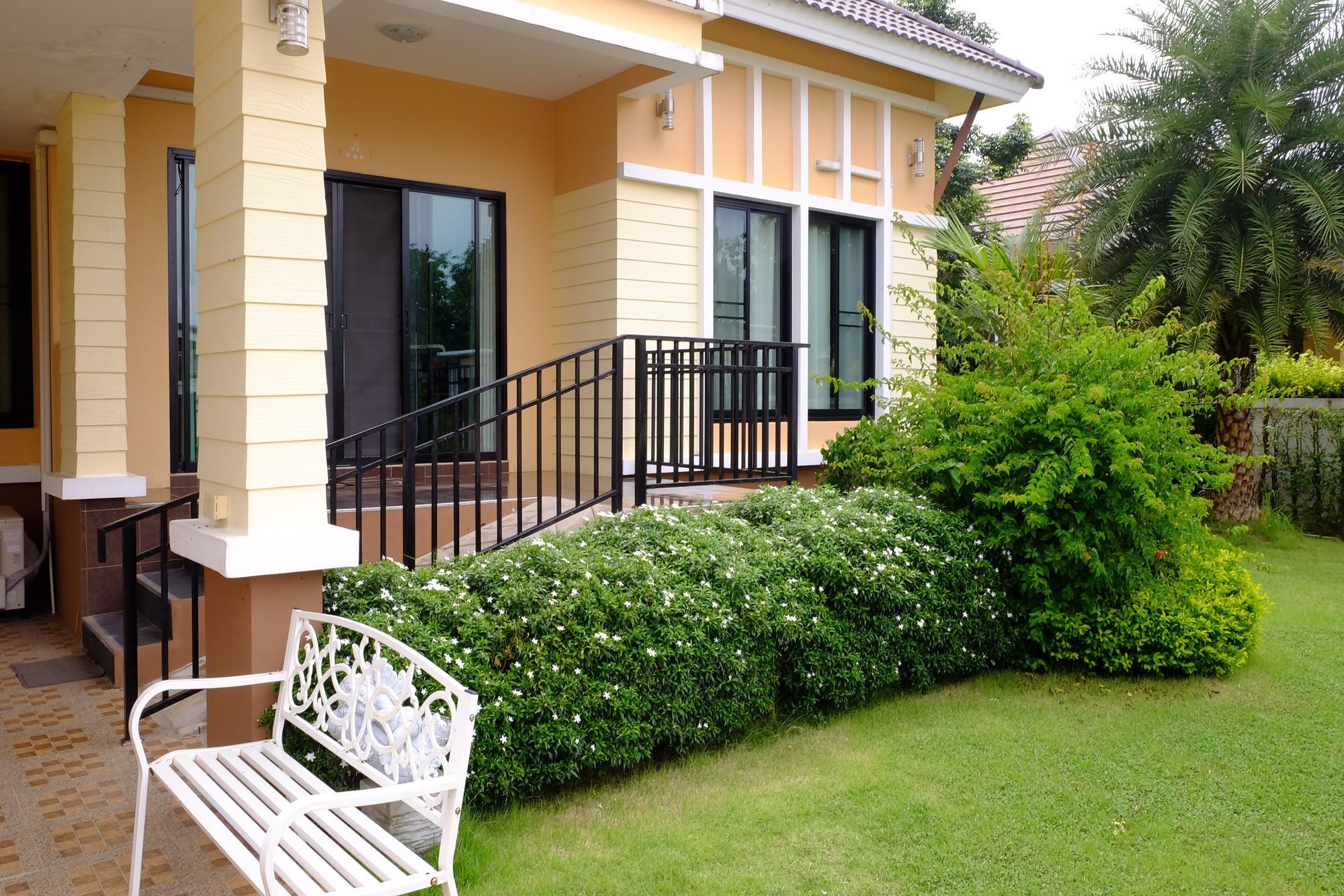 Hotel Ban Sumalai Rayong Zewnętrze zdjęcie